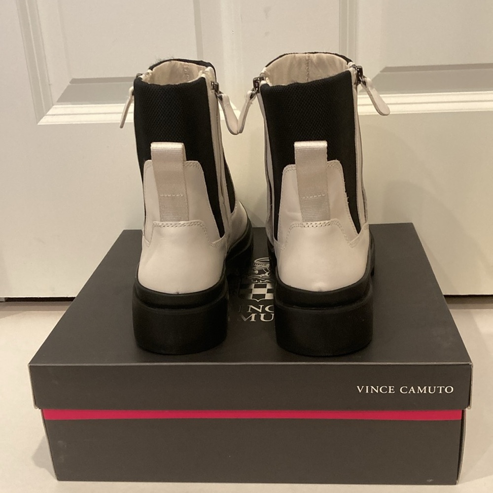 NIB Vince Camuto Kaskona Boots, Size Women’s 8.5,‎ Coconut Cream, Lug sole - Picture 7 of 9